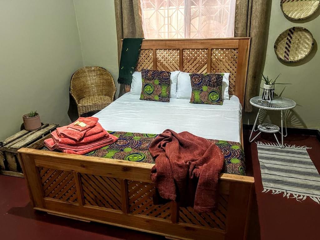 The Lion King Homestay Моши Экстерьер фото