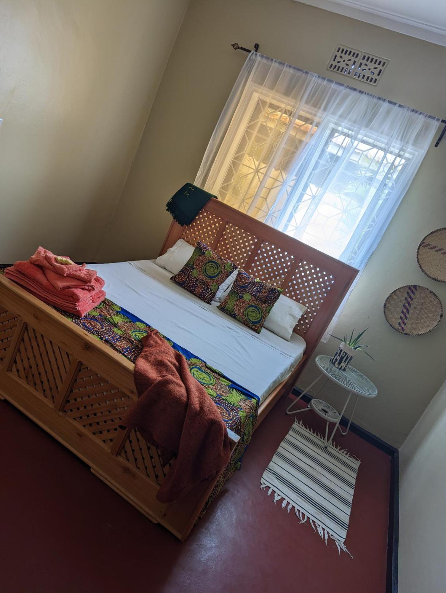 The Lion King Homestay Моши Экстерьер фото